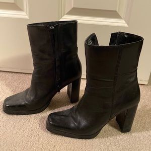 Women’s black Heeled Boots
